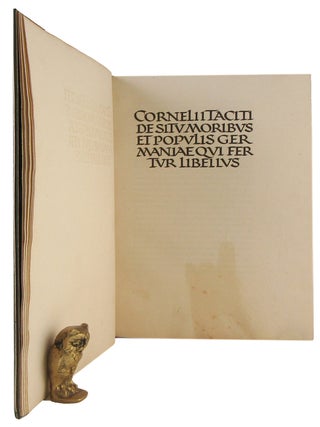 DE SITU MORIBUS ET POPULIS GERMANIAE QUI FERTUR LIBELLUS.